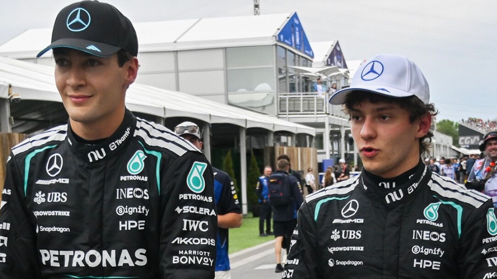 征途国际pg官网下载 - F1 2026 加拿大站风云：梅赛德斯如何调控安东内利与拉塞尔之争？